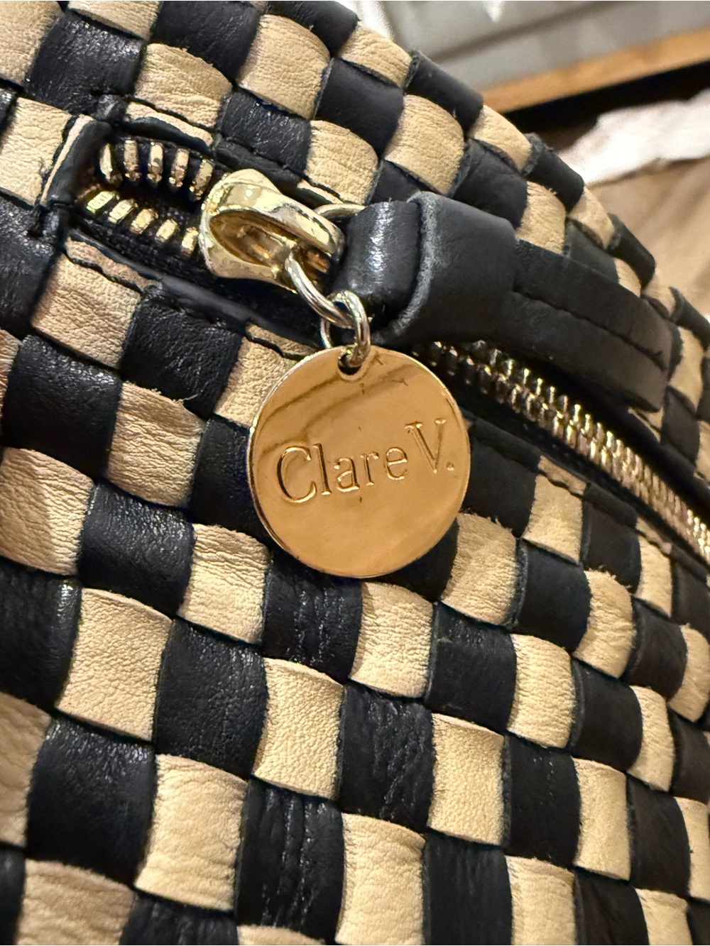 Grande Fanny. Woven Black & Cream Shoulder Bag with Front Zip Pocket - Picture 3 of 4